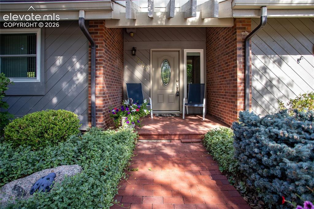Image 44 of 49: Entry