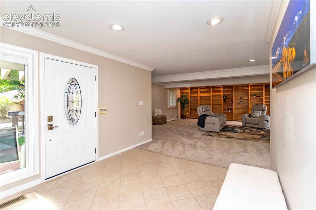 Image 5 of 49: Entrance Foyer
