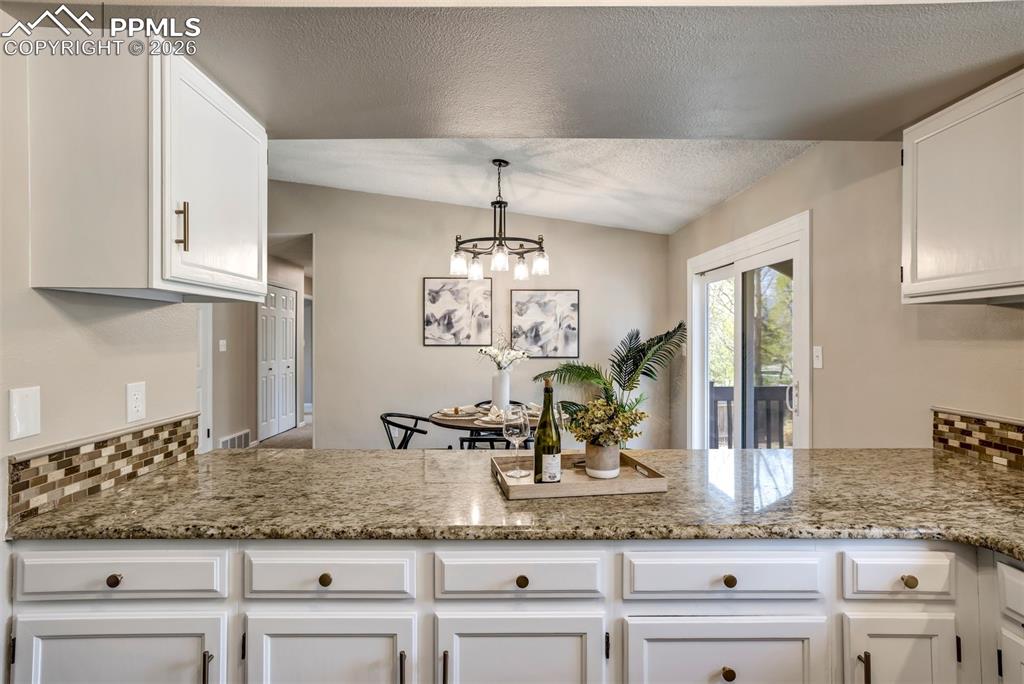 Image 11 of 29: Kitchen