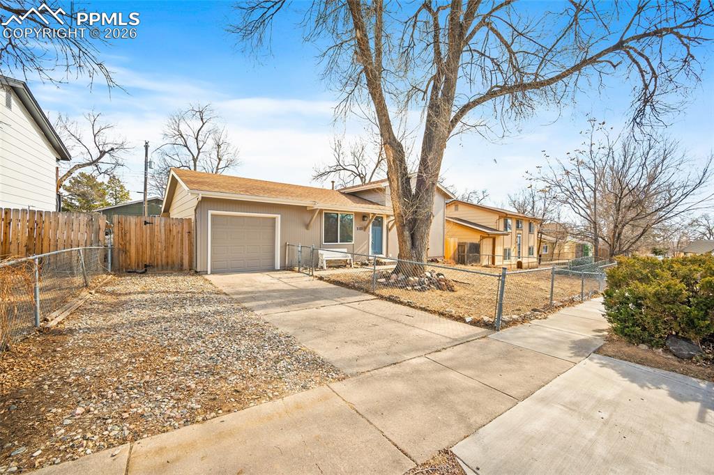 Image 2 of 38: Front of Structure