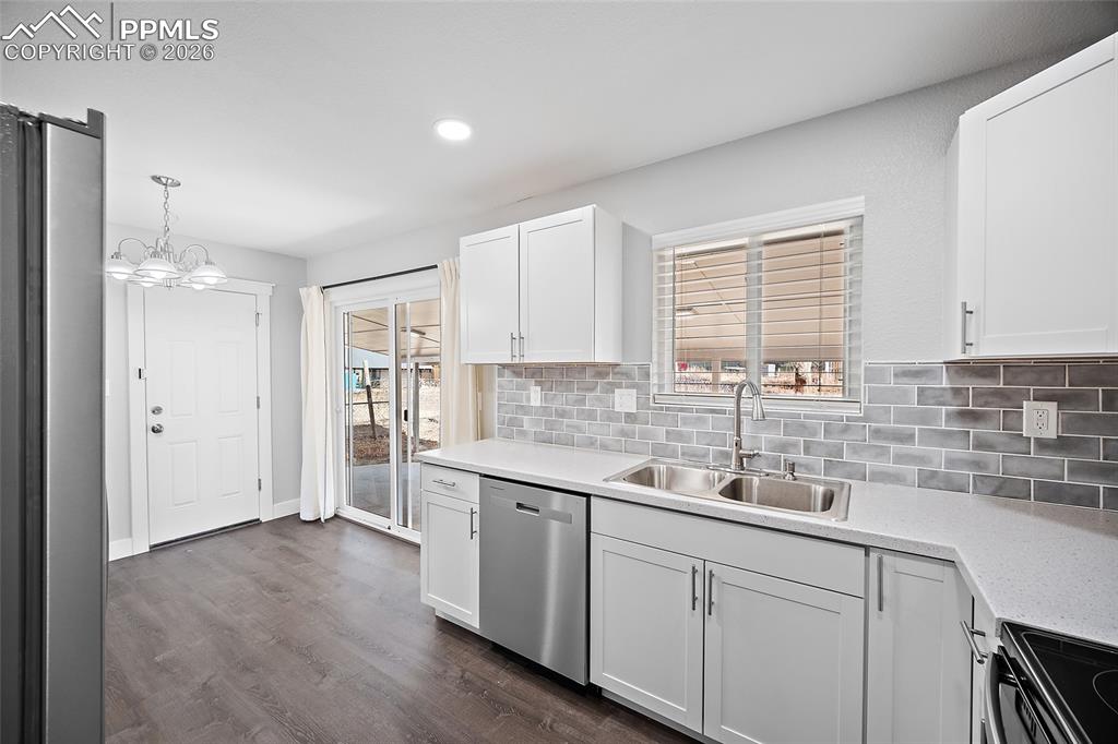 Image 8 of 38: Kitchen