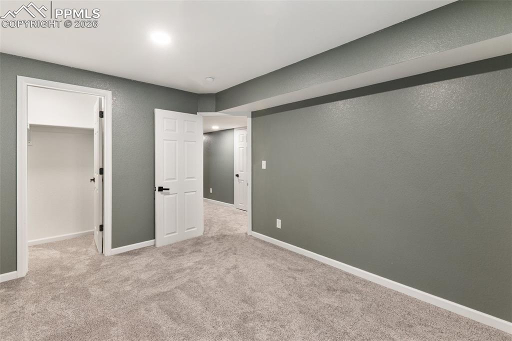 Image 41 of 47: Bedroom