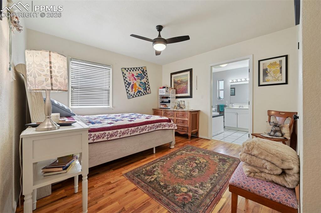 Image 13 of 41: Bedroom