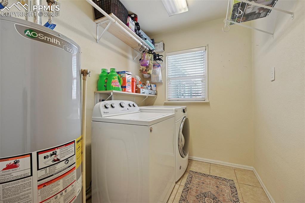 Image 21 of 41: Laundry