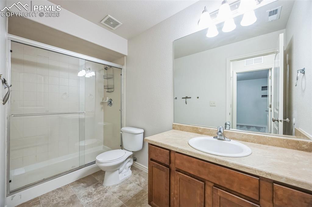 Image 28 of 29: No Description Available