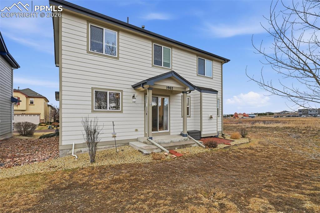 Image 17 of 18: Back of Structure