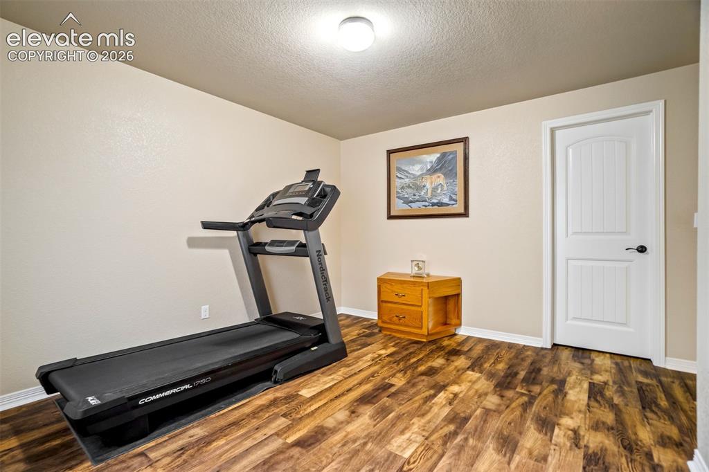 Image 30 of 34: Exercise Room