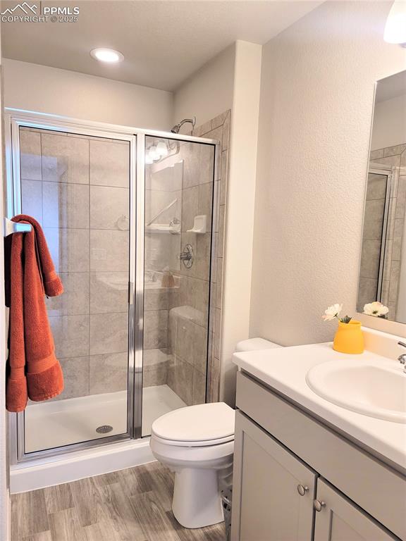 Image 42 of 50: Bathroom