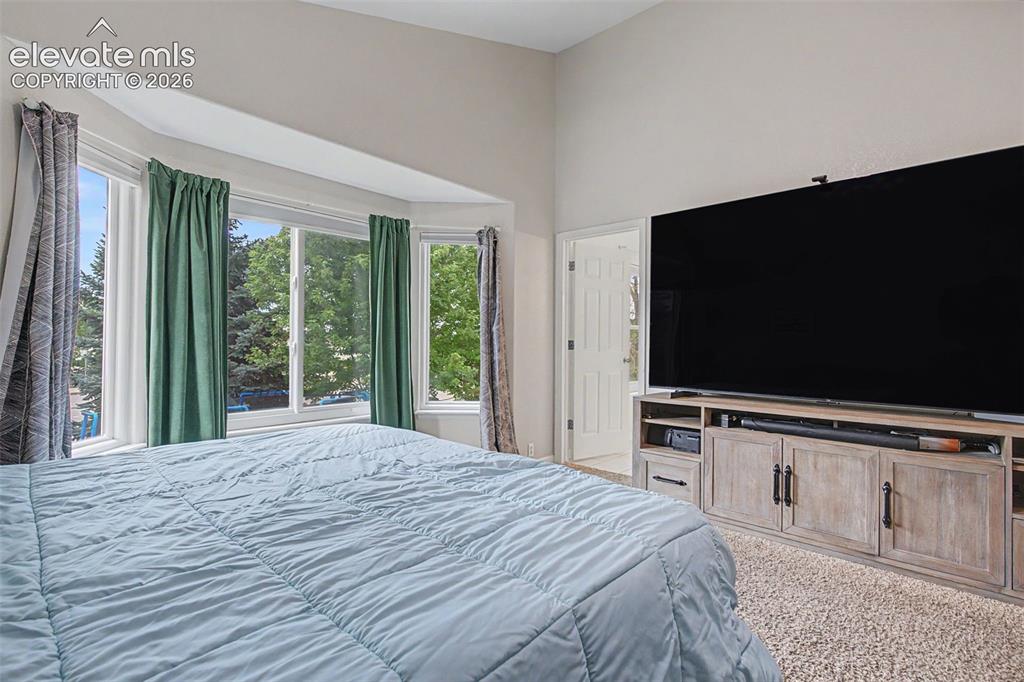Image 15 of 41: Bedroom