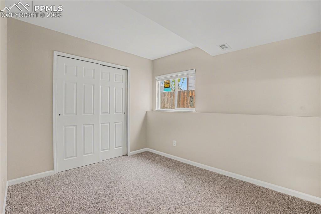 Image 30 of 34: Bedroom