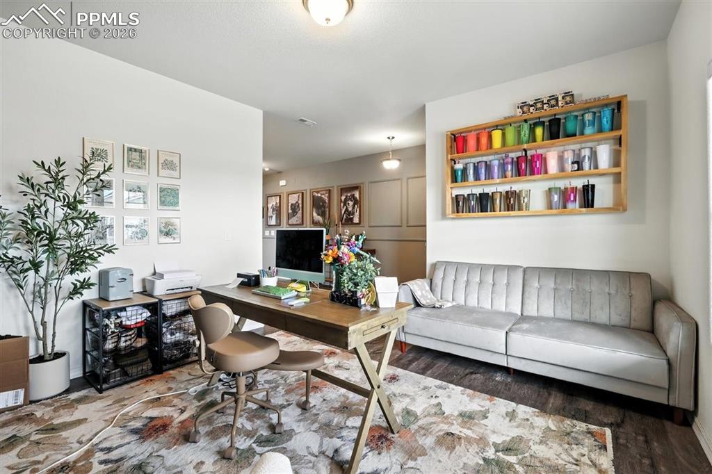 Image 4 of 48: No Description Available