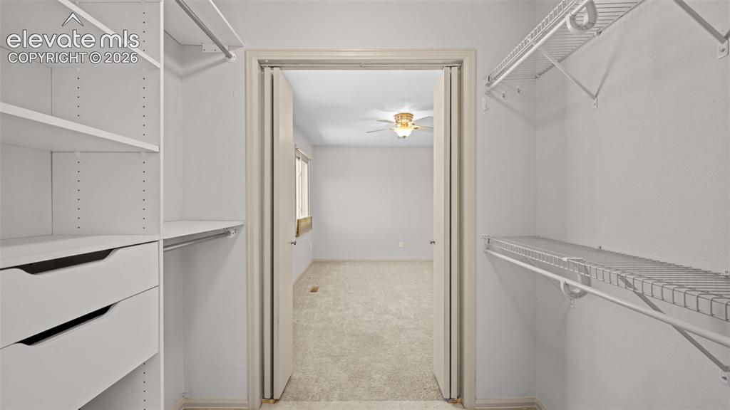 Image 19 of 43: Closet