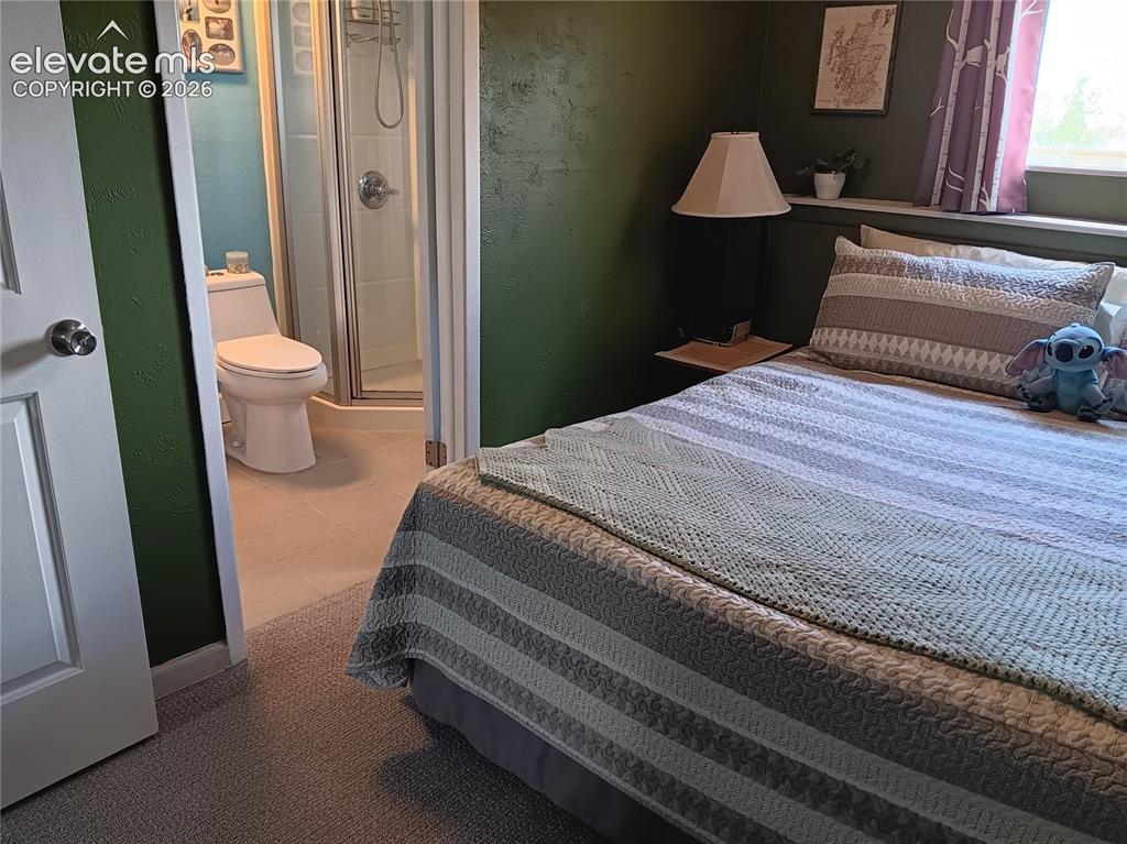 Image 33 of 37: Bedroom