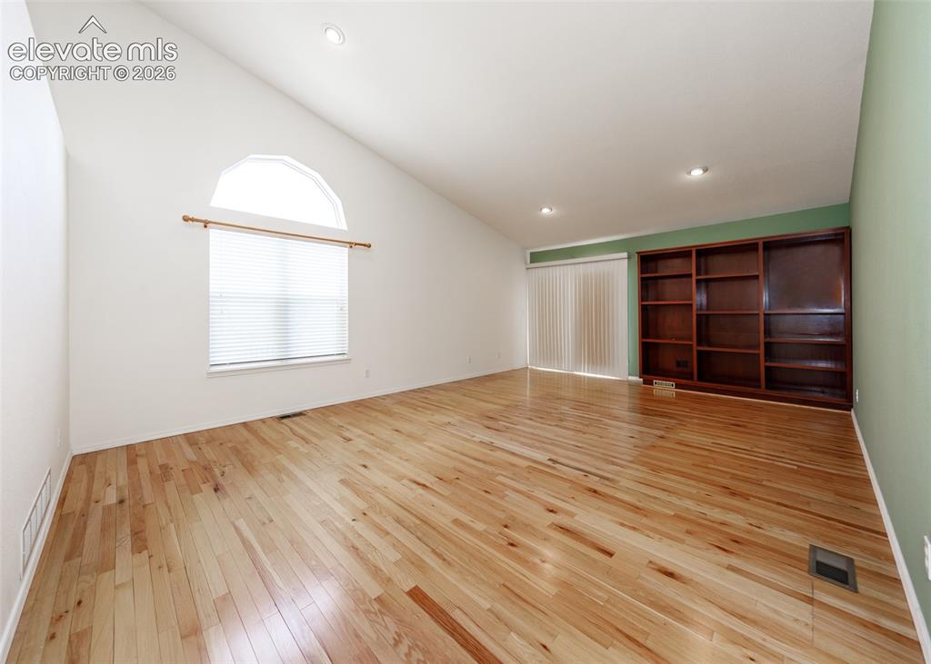 Image 15 of 50: Living Room