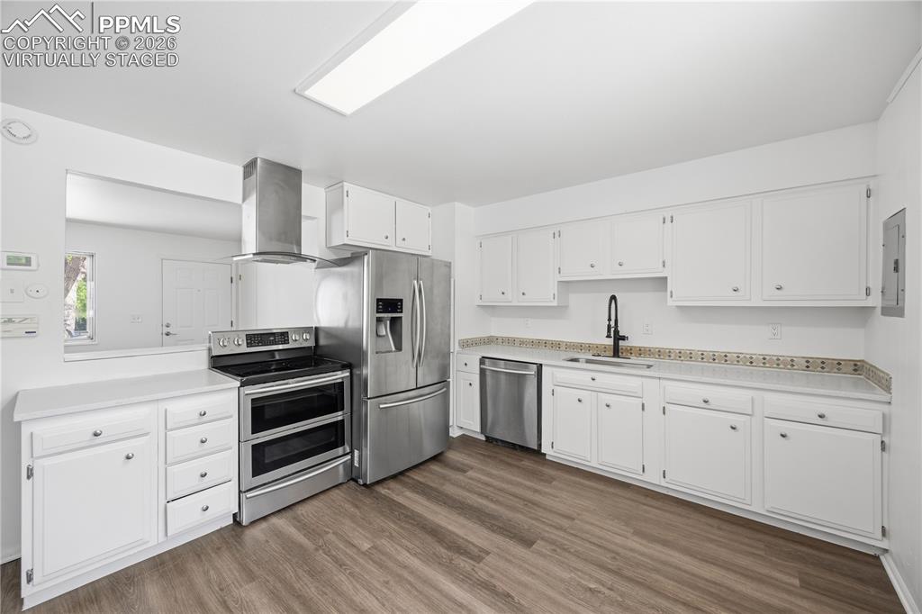 Image 2 of 33: Listing Packet