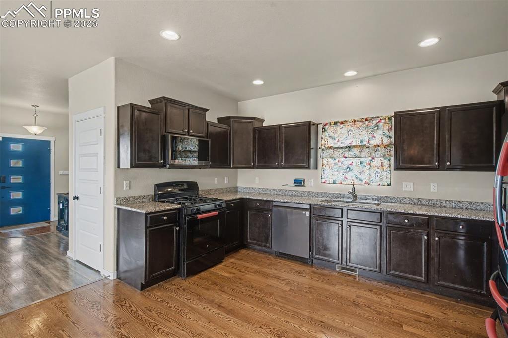 Image 16 of 47: No Description Available