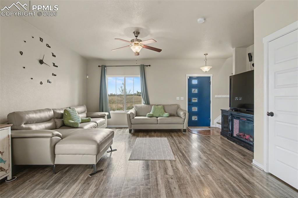 Image 5 of 47: No Description Available