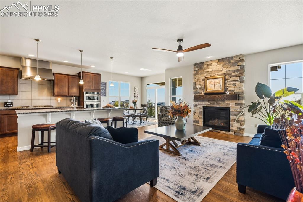 Image 13 of 47: Living Room