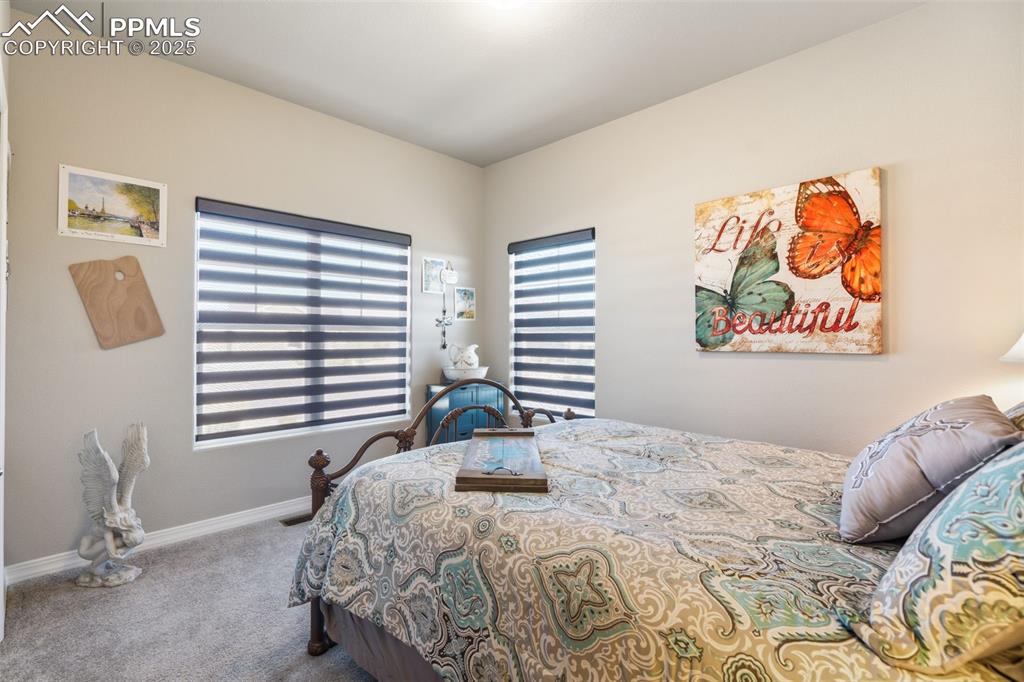 Image 32 of 47: Bedroom