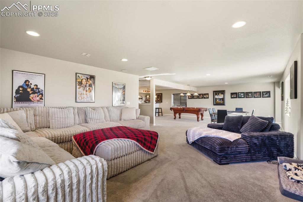 Image 39 of 47: Living Room