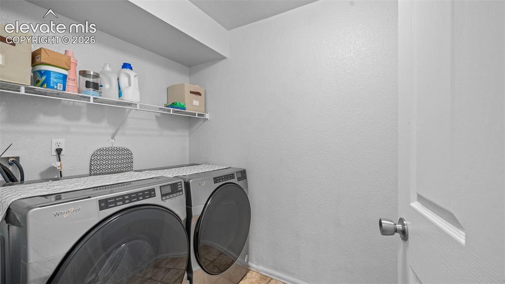 Image 32 of 49: Laundry