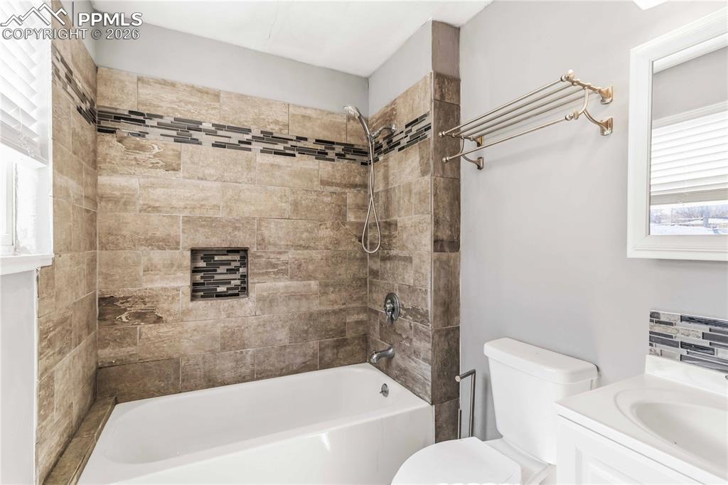 Image 26 of 42: Primary full bathroom