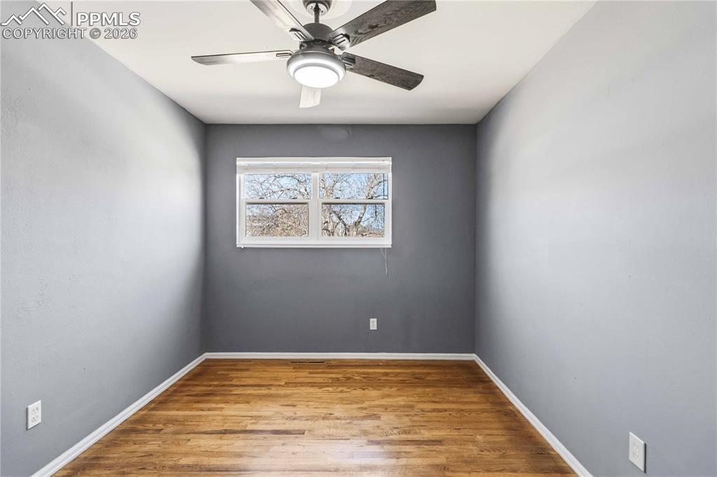 Image 31 of 42: Bedroom 2