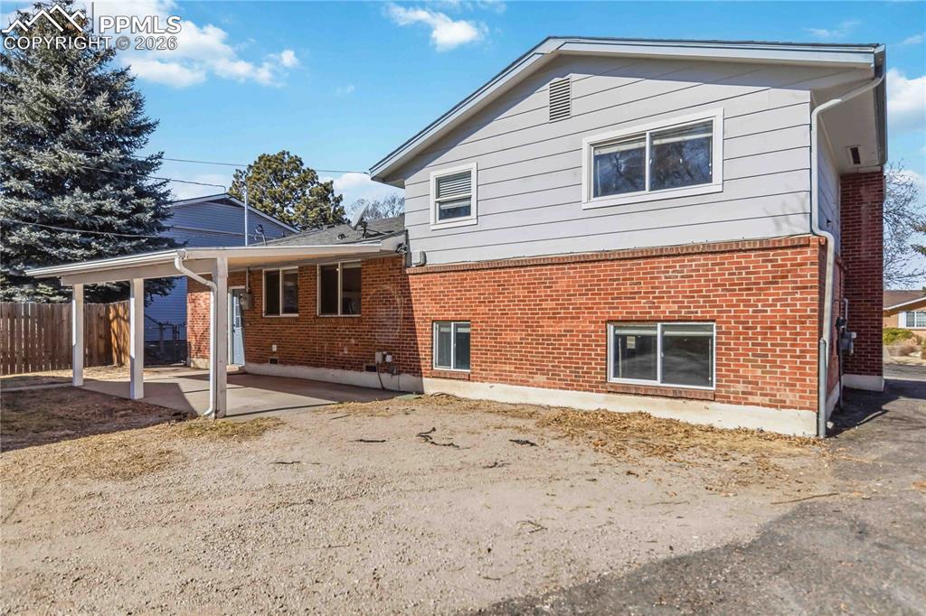 Image 37 of 42: Back of Structure