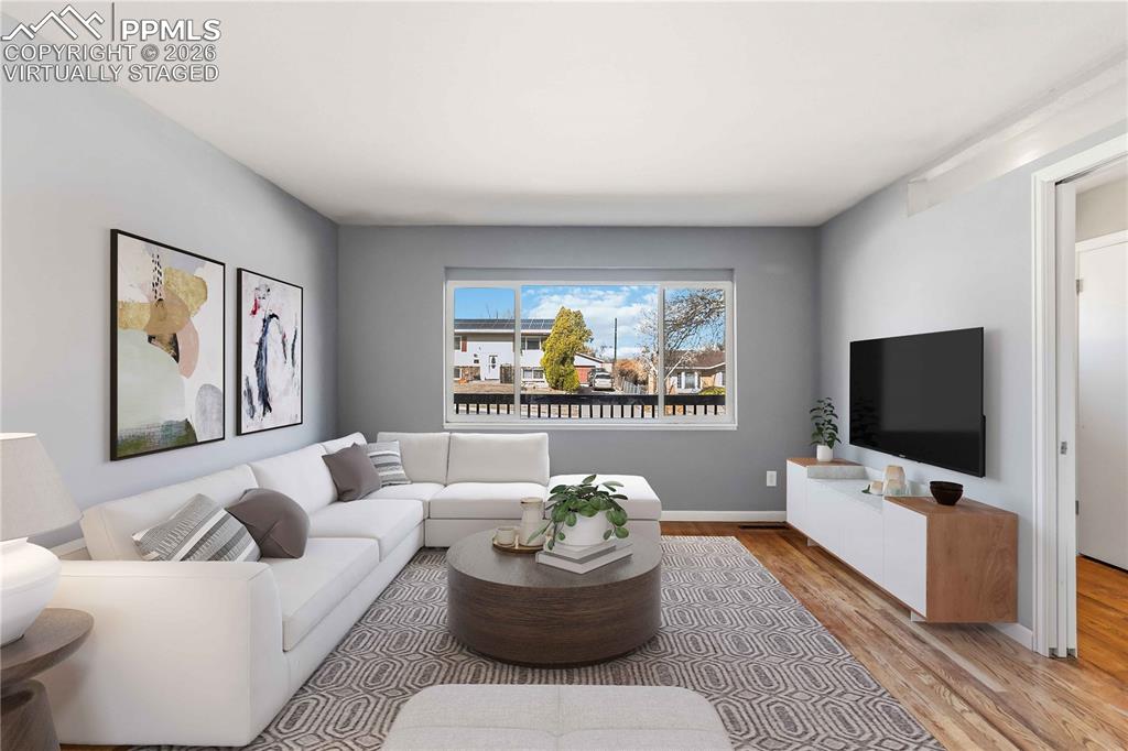 Image 9 of 42: Virtually Staged