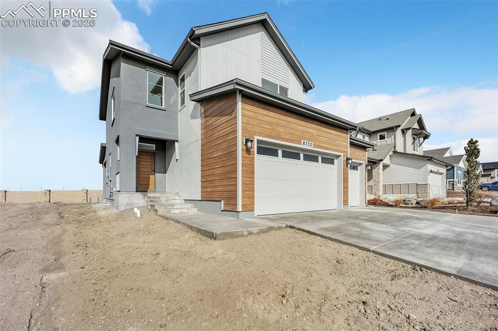 Image 6 of 50: Front of Structure