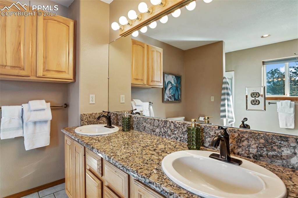 Image 22 of 50: Master Bathroom