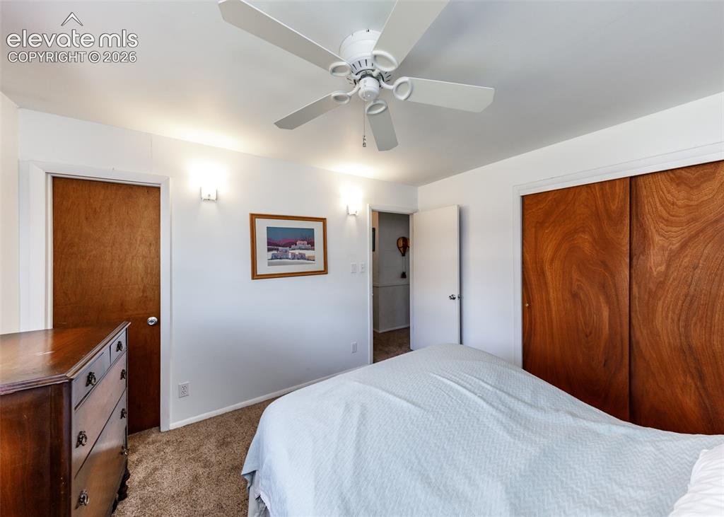 Image 18 of 26: Primary Bedroom Main Level