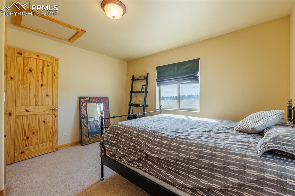 Image 24 of 40: Bedroom