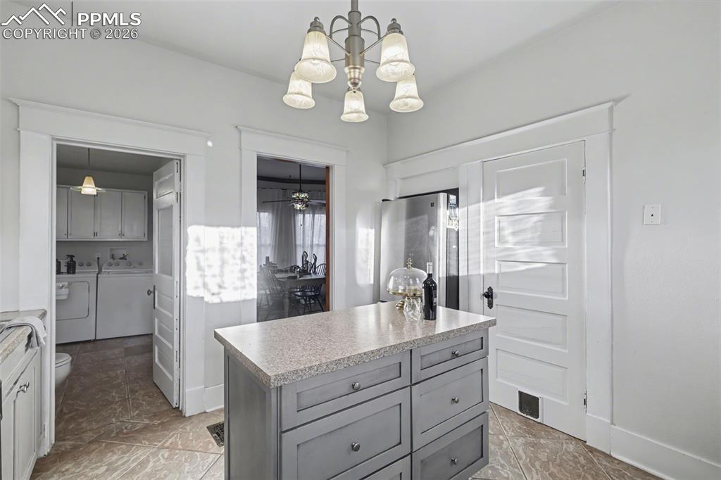 Image 11 of 37: Kitchen