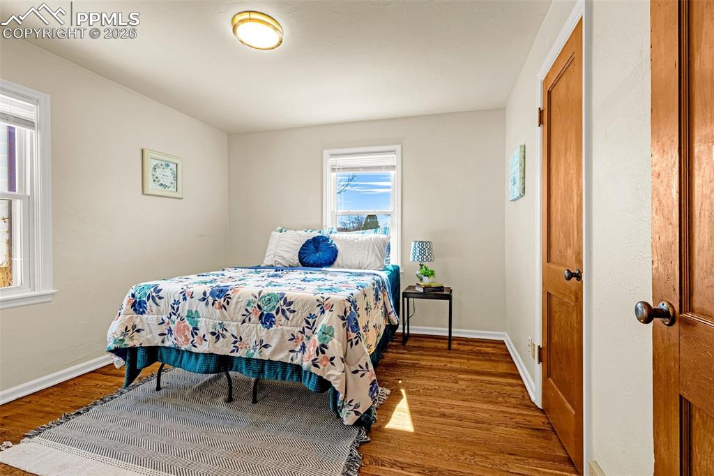 Image 11 of 27: No Description Available