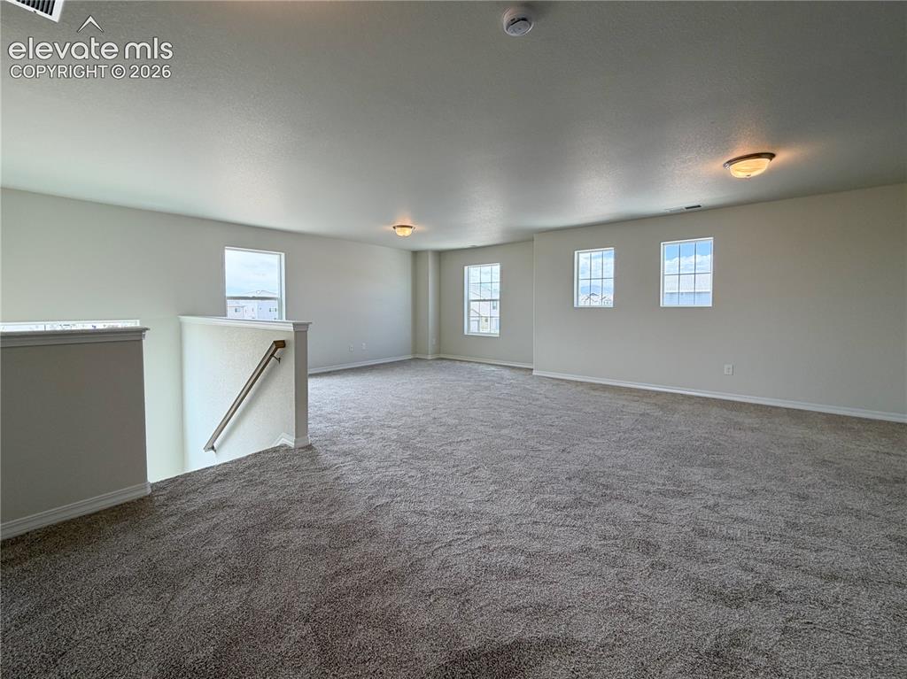 Image 13 of 42: Loft