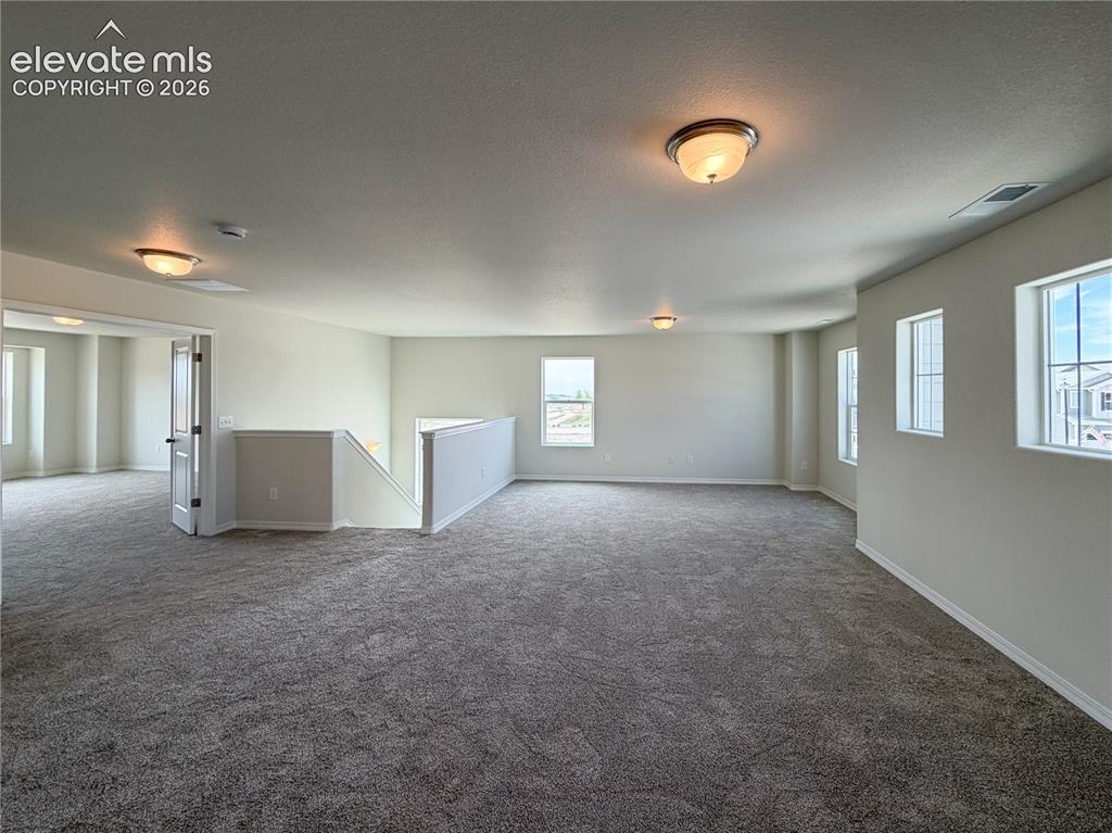 Image 14 of 42: Loft