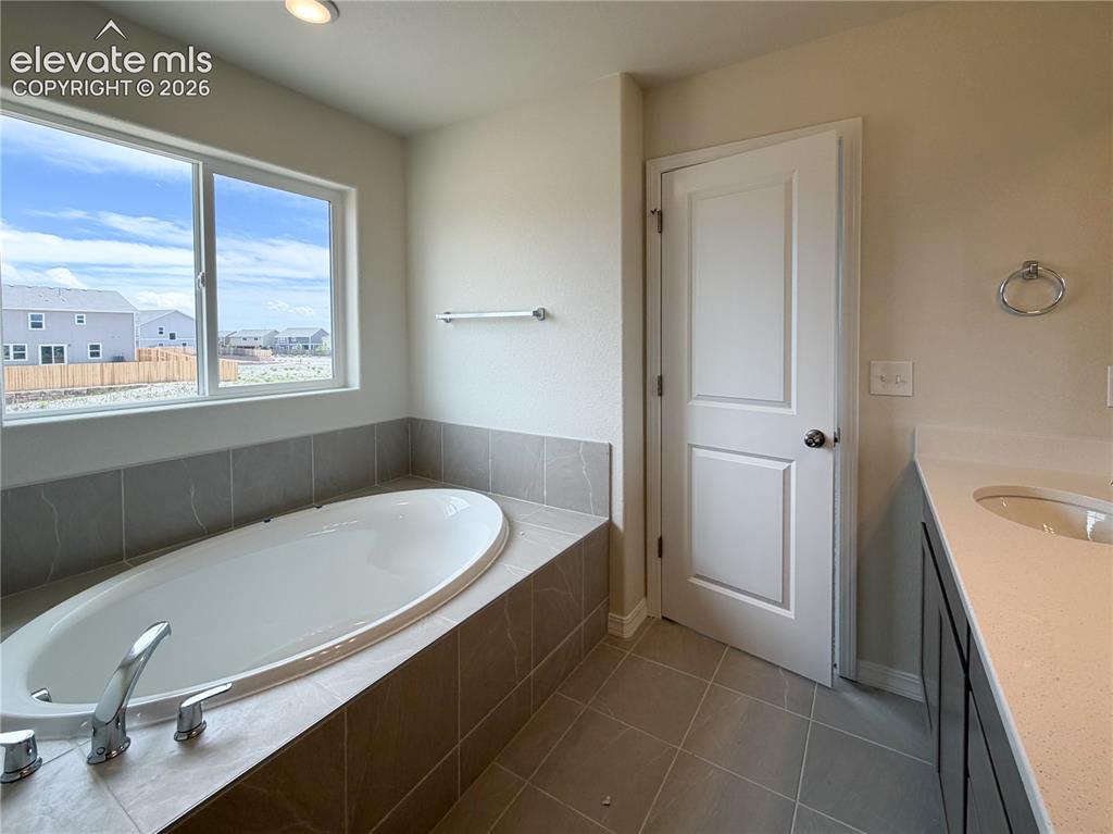 Image 22 of 42: Master Bathroom