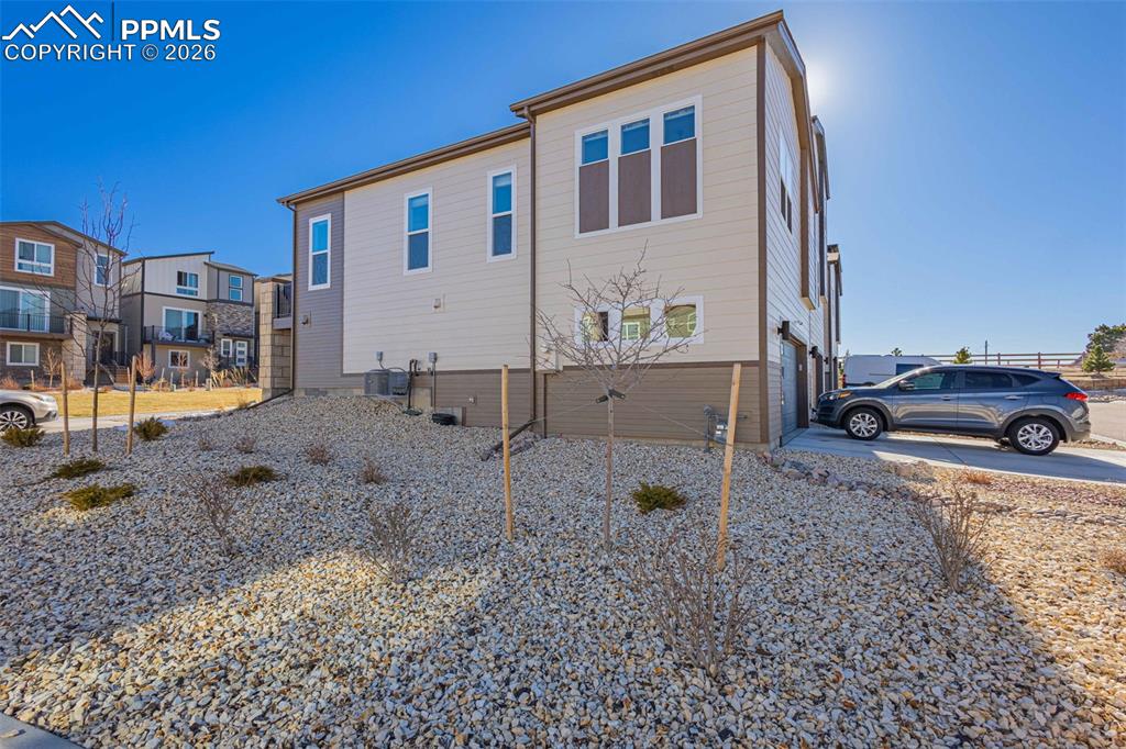 Image 20 of 32: Other