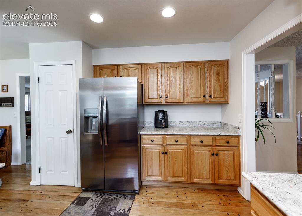 Image 13 of 39: Kitchen