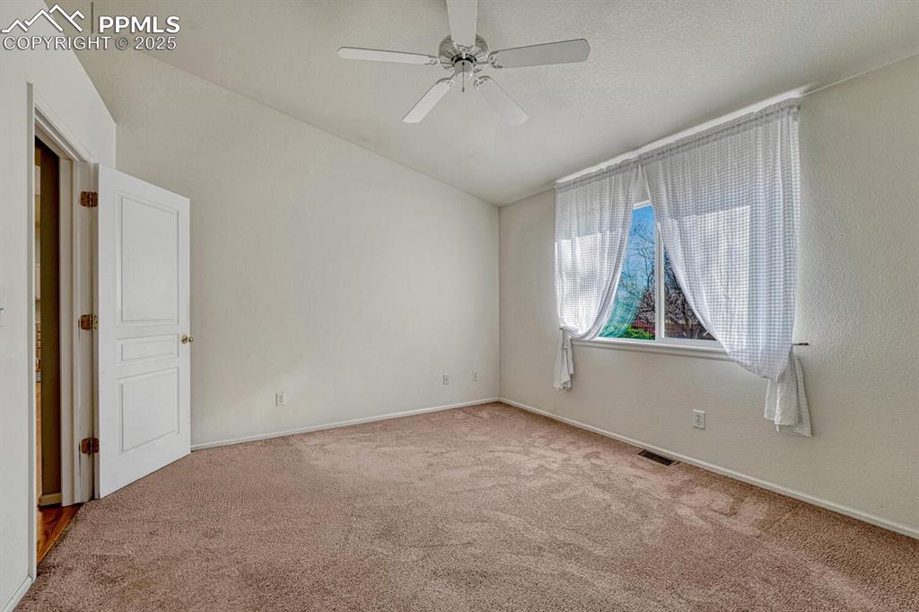 Image 45 of 50: Master Bedroom