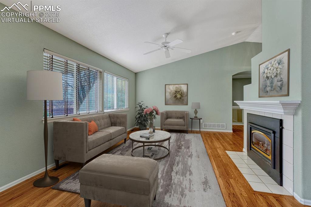 Image 8 of 50: Living room virtually staged