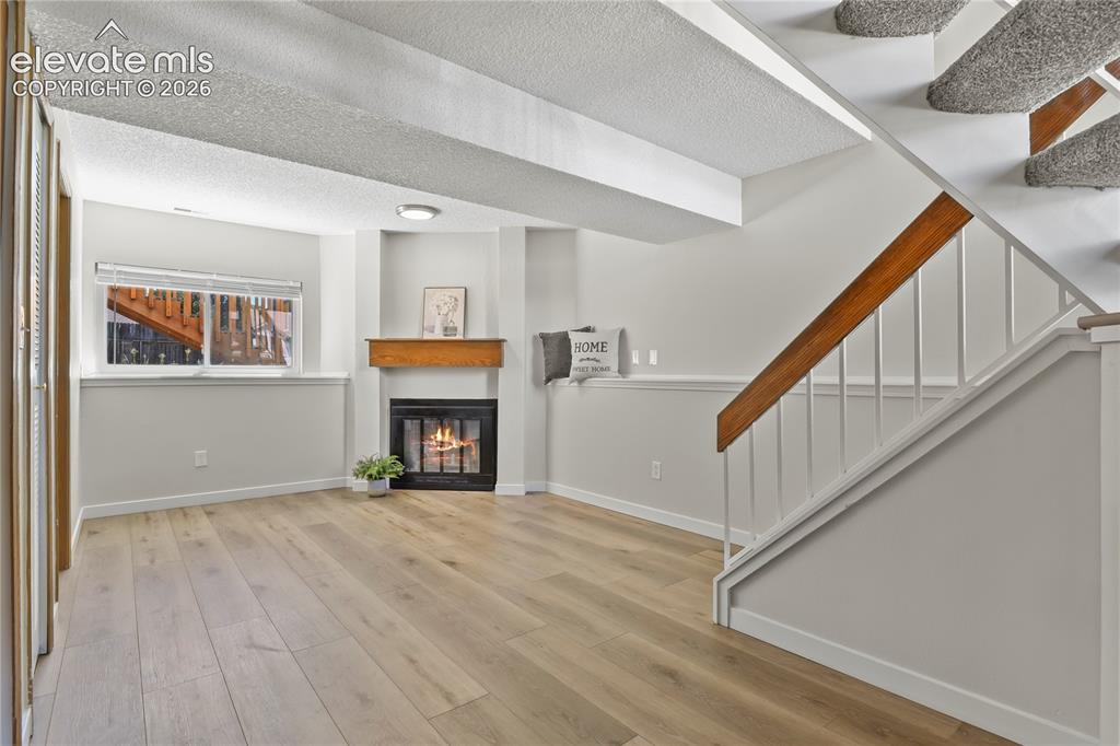 Image 19 of 37: Family Room