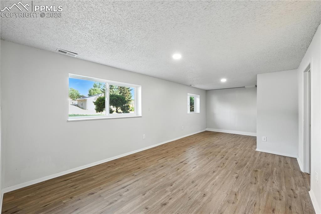 Image 5 of 20: Other