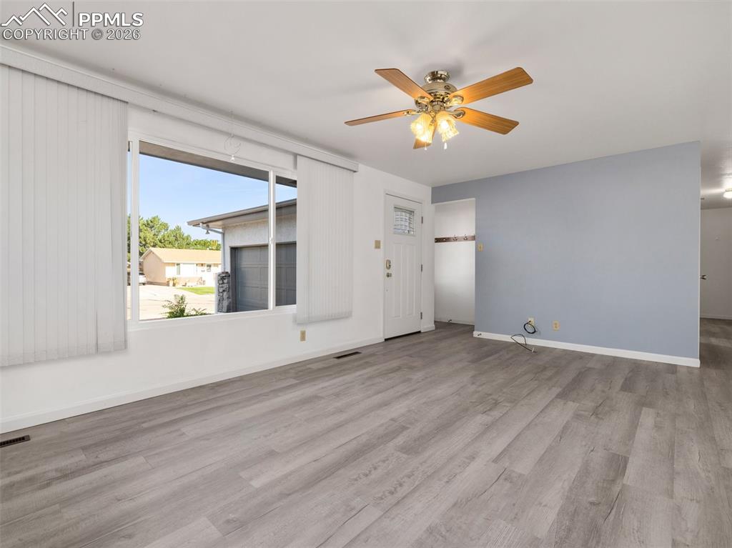 Image 5 of 29: Living Room