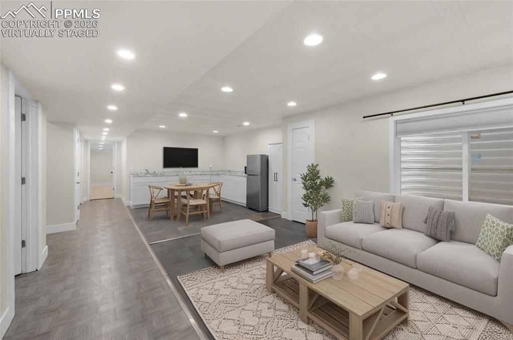 Image 28 of 46: Virtually staged