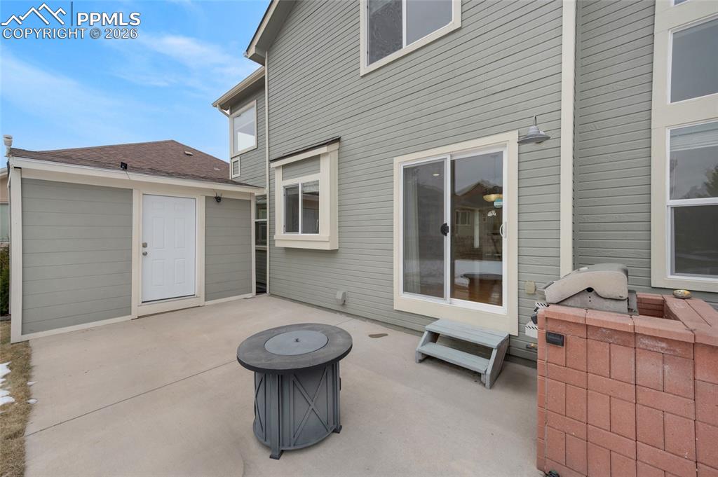 Image 39 of 46: Patio