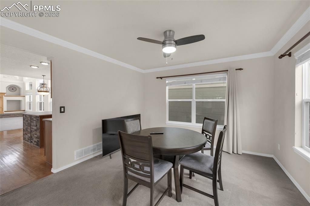 Image 6 of 46: Dining Area