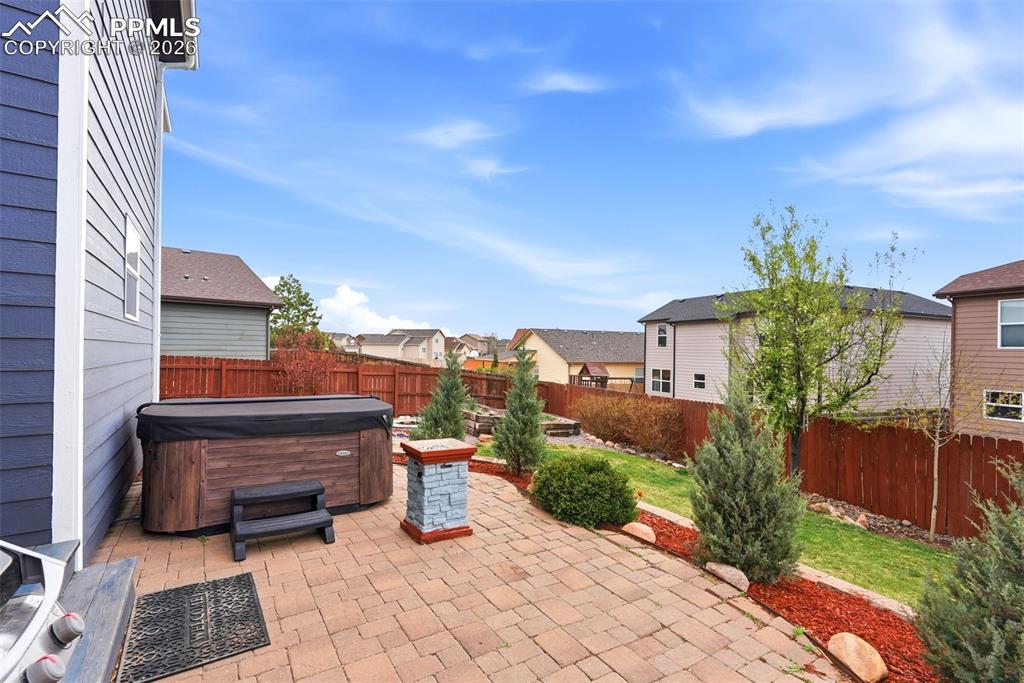 Image 48 of 50: Patio