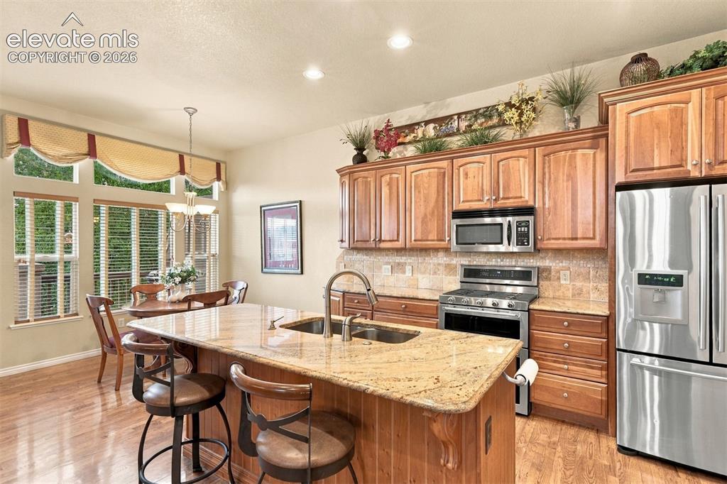 Image 8 of 42: Kitchen